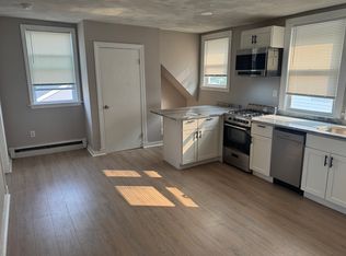 62 Greenwich St #3R, Dorchester, MA 02122