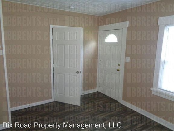2nd image of 3008 Plymouth St