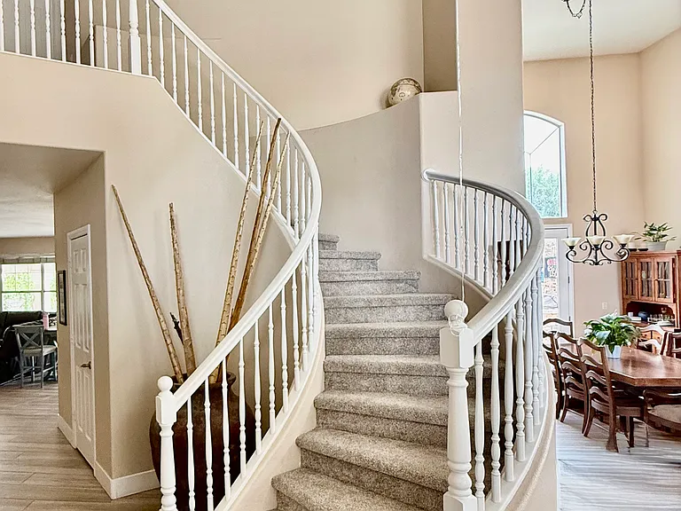209 Ultra Dr — Photo 3