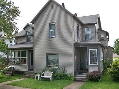 1st image of 216 2nd St SE