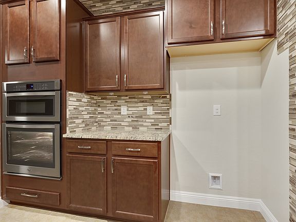 5th image of 12220 Olivetta Ct