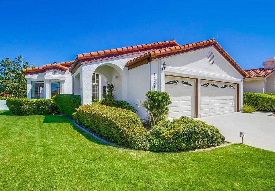 1st image of 11742 Avenida Sivrita