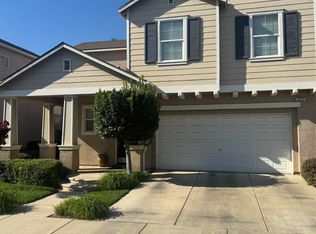619 W Edinburgh Ln, Clovis, CA