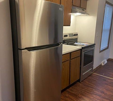 4th image of 404 Bay Heights Dr