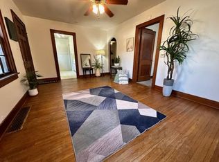 311 Vinton St, Waterloo, IA 50703