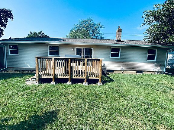 2nd image of 308 Sunnyside Dr
