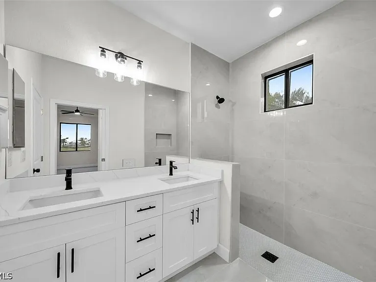 16229 Cape Horn Blvd — Photo 14
