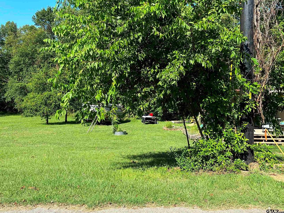 1st image of Royal Forest Dr