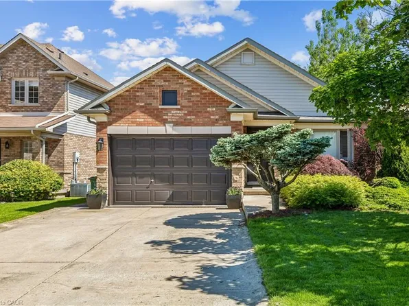 39 Liam Dr, Hamilton, ON L9G 4Y1