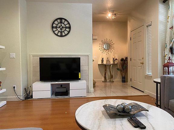 3rd image of 419 Camille Cir Unit 12