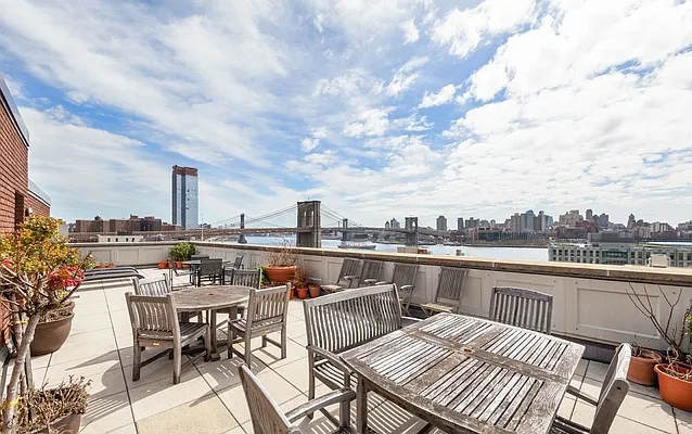 Rented by Tabak Real Estate | media 58