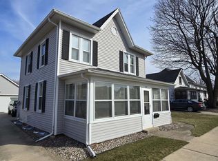 105 Bacon St, Waunakee, WI 53597