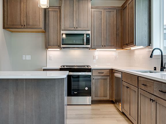 2916 NW 8TH AVE by Aho Construction