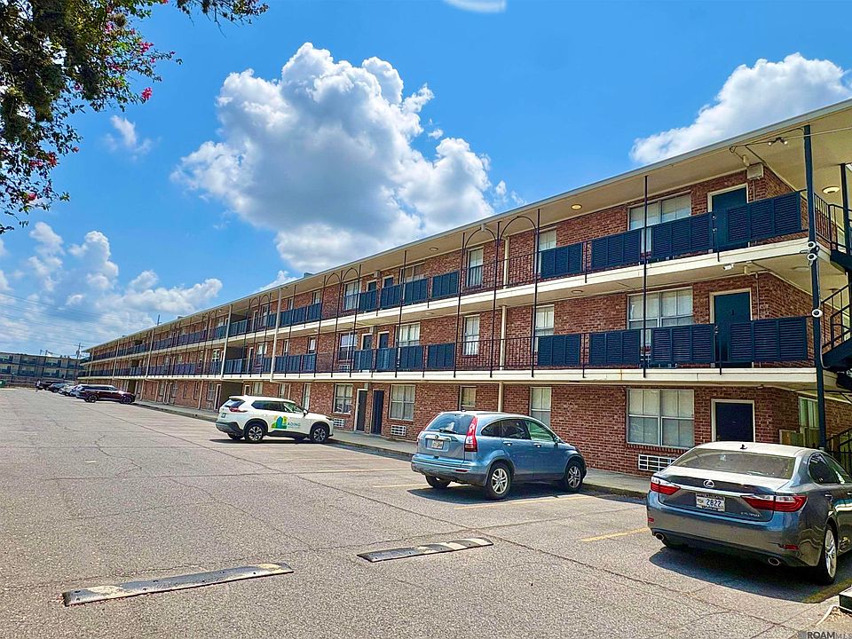1st image of 3101 Highland Rd APT 206