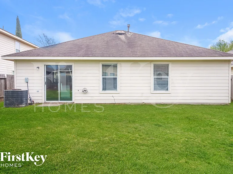 7919 Raven Creek Ln — Photo 16
