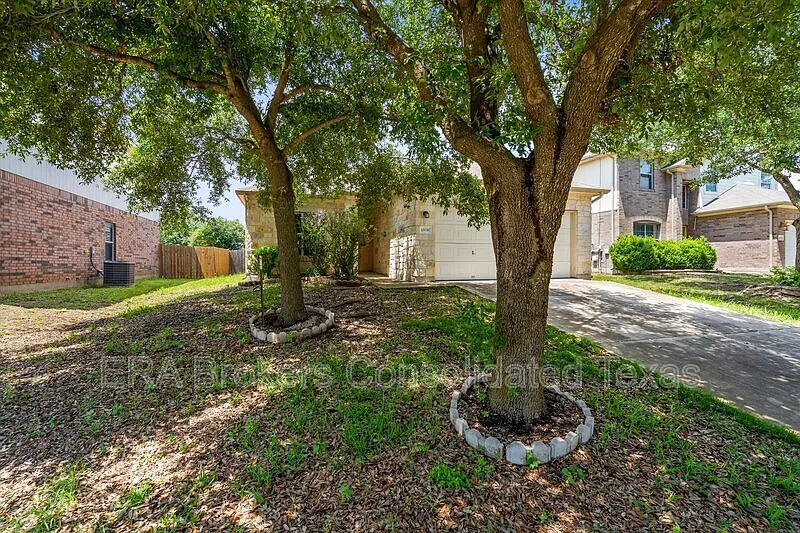 10936 Furrow Hill Dr — Photo 2