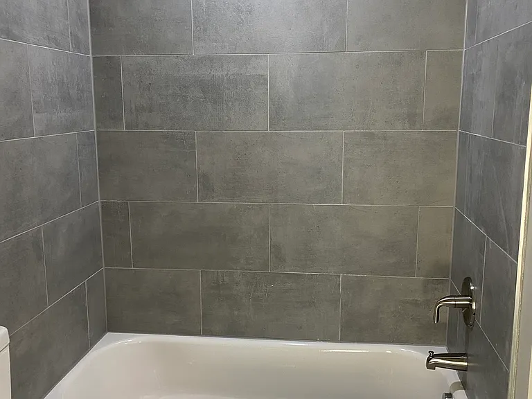 1116 N Royal Ave #2 — Photo 14