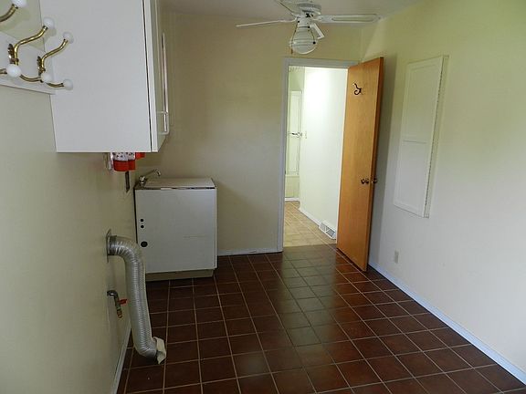 5th image of 2350 W Evergreen Dr