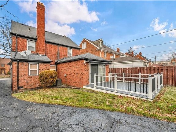 4th image of 3946 Lansdale Rd