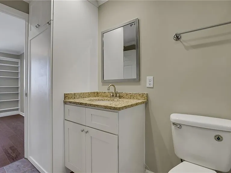 300 Johnson Ferry Rd NE #B902 — Photo 22