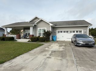 124 Farmstead Pl, Maple Hill, NC 28454