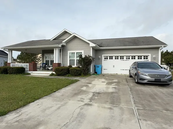 124 Farmstead Pl, Maple Hill, NC 28454