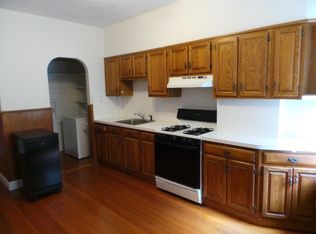 1813 Beacon St #2, Brookline, MA 02445