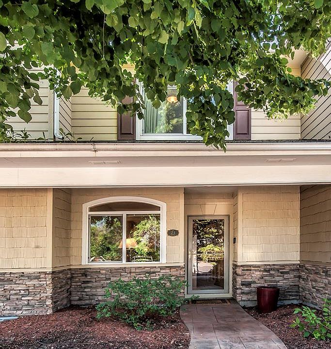 1st image of 21 Eagan St
