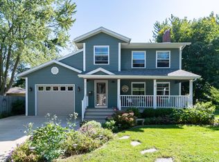 711 Indiana Ave, South Haven, MI 49090