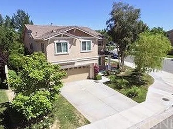 29802 Glendower Ct, Castaic, CA 91384