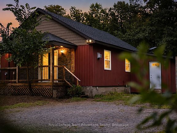 2nd image of 419 Balsam Rd