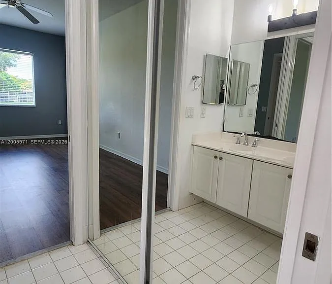 3600 Oaks Clubhouse Dr #206 — Photo 52