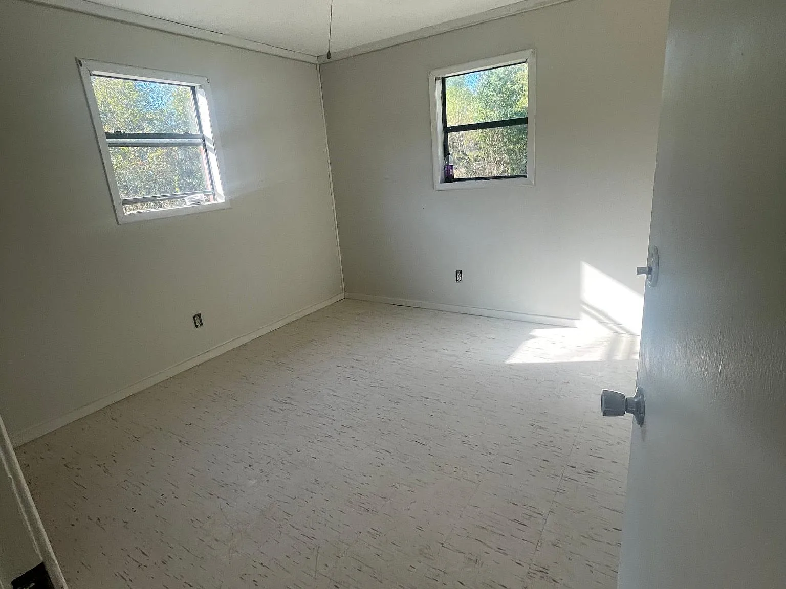 2 bed, $600 — Photo 4