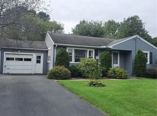 63 W 6th St, Oneida, NY 13421