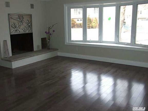 4th image of 180 Hamilton Ave