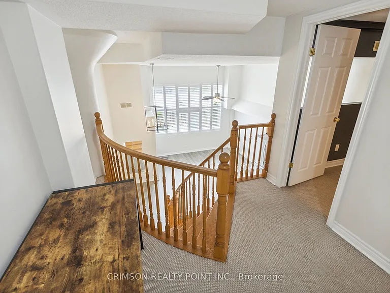 111 Grey St #105 — Photo 31