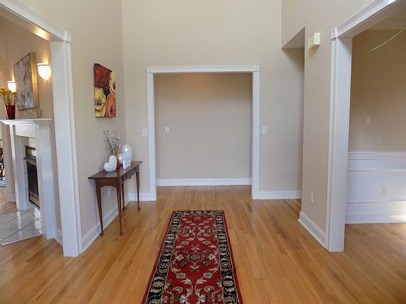 5th image of 148 Gleneagles Blvd