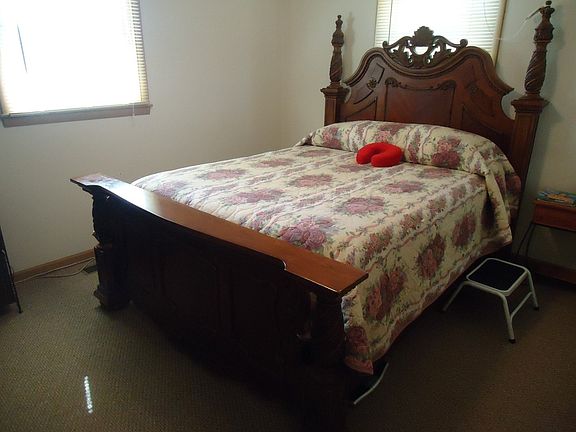 5th image of 2607 Schaller St