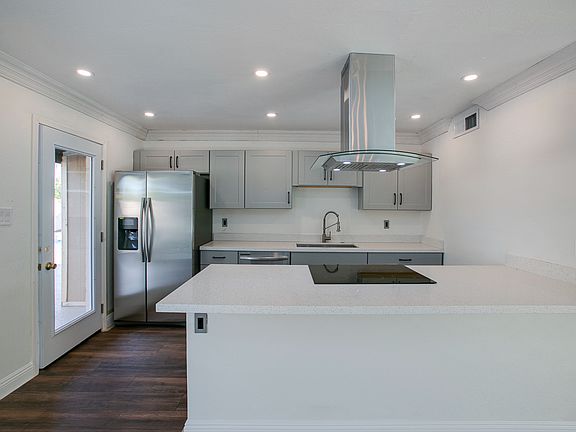 4th image of 8707 E Rancho Vista Dr
