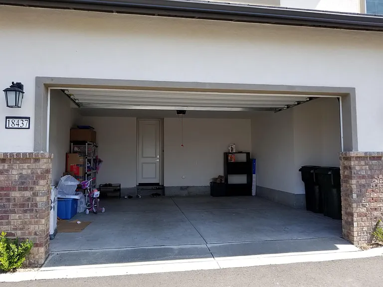 18437 Stables Ln — Photo 26