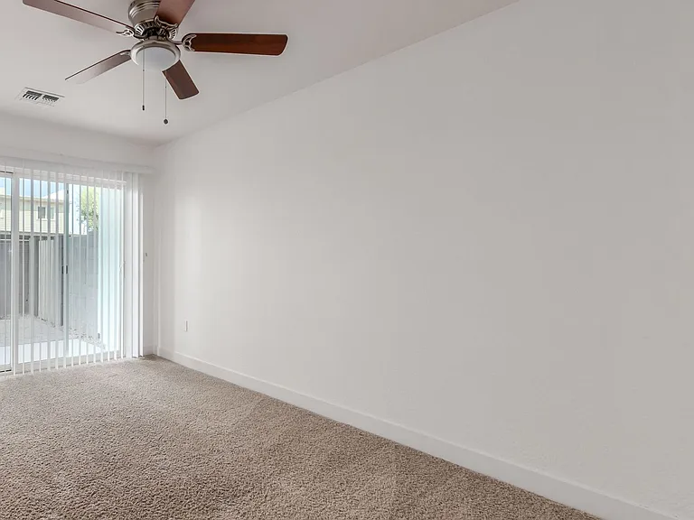 The Aeries Townhome Apartments — Photo 10