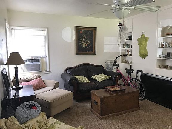 3rd image of 3245 Torres Ave