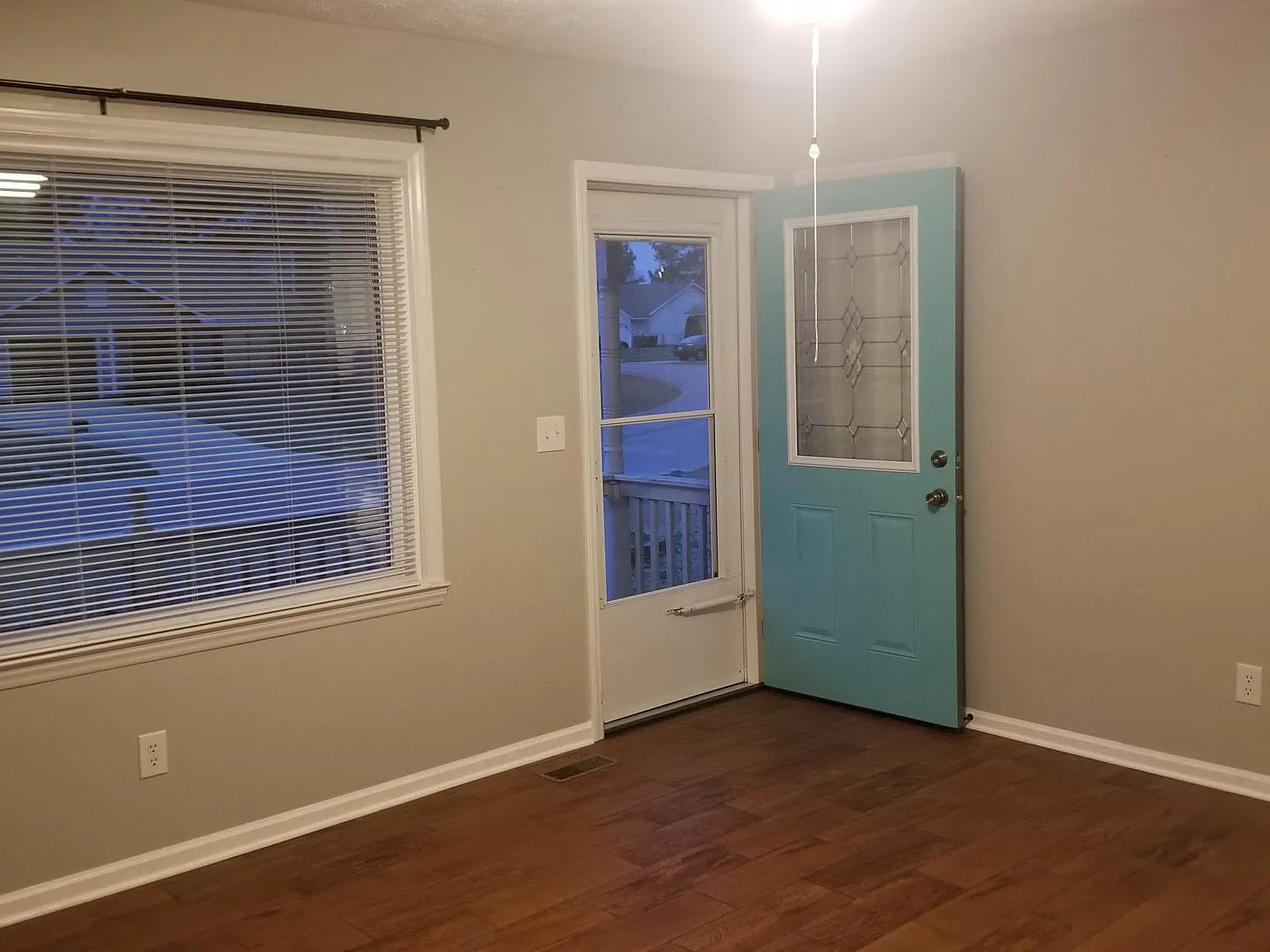 3 bed, 1118 sqft, $1,450 — Photo 3