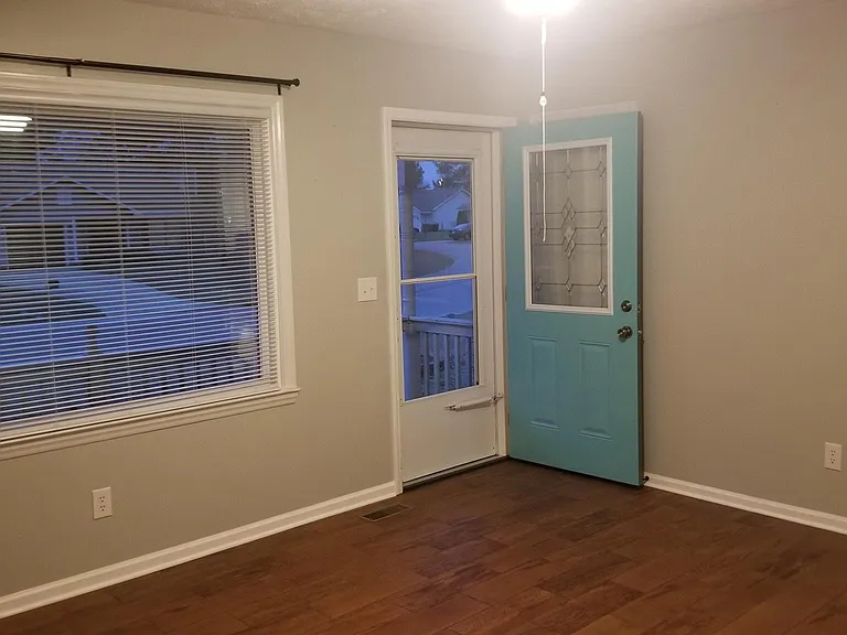 4311 Bridge St — Photo 3