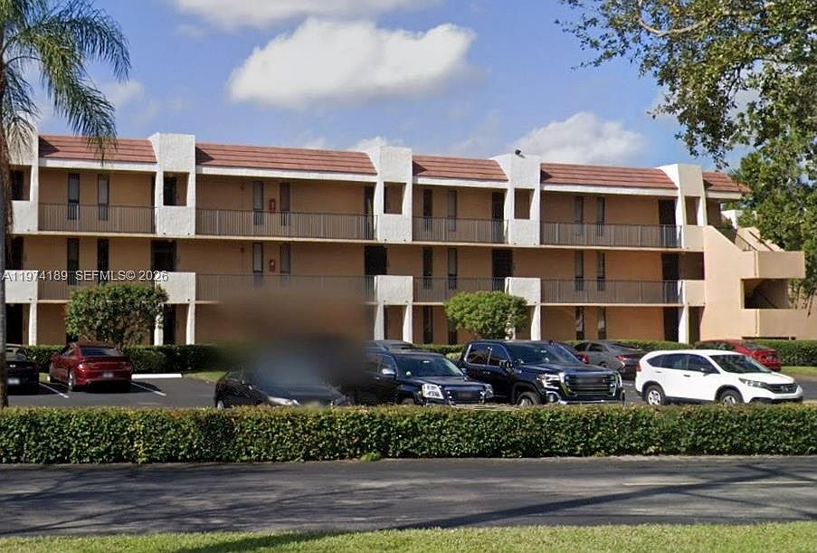 1st image of 5920 Coral Lake Dr #208