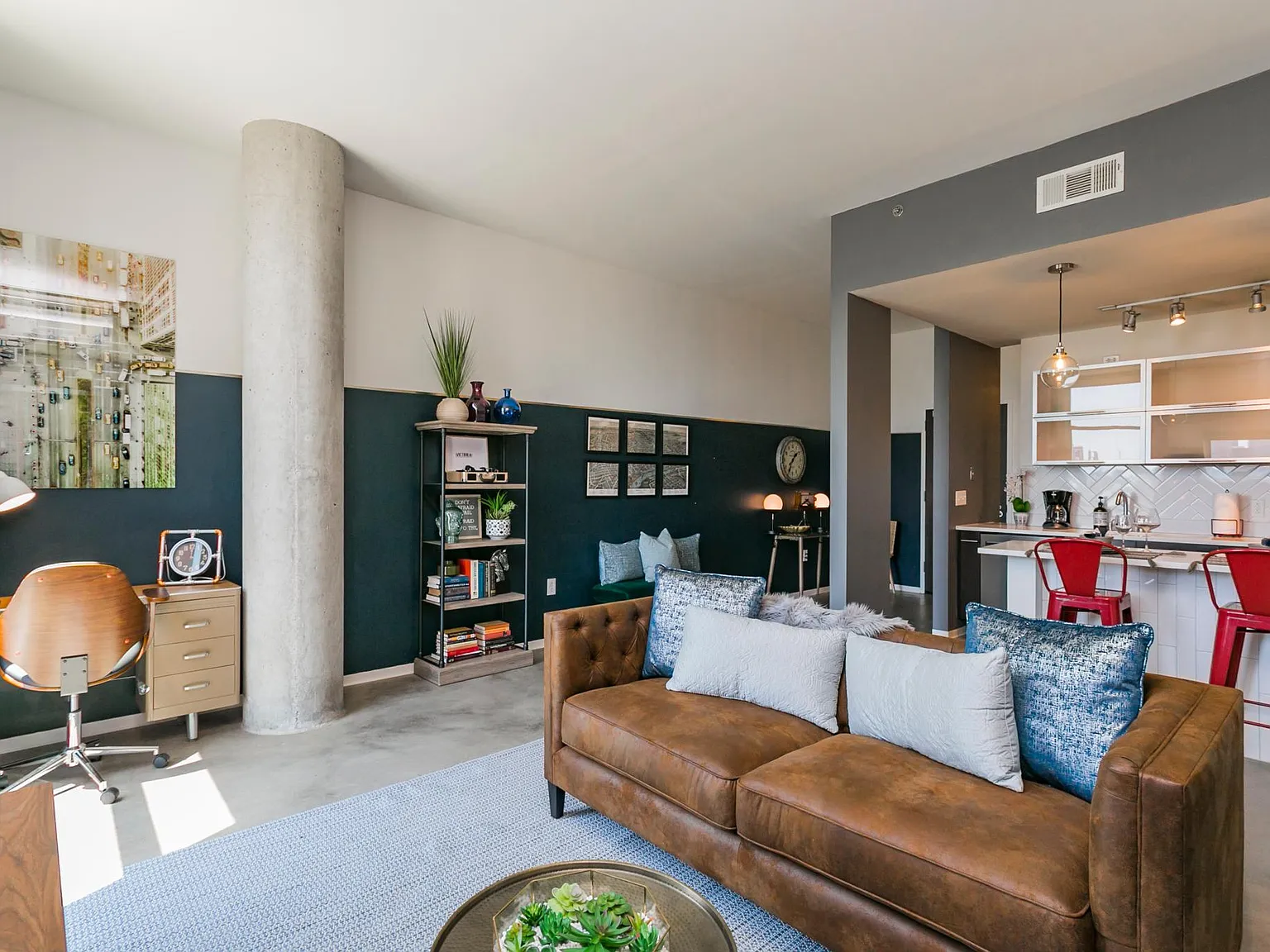 1 bed, 840 sqft, $3,000 — Photo 3