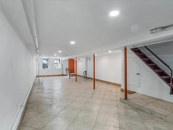 37 Jewel Street image 29 of 32