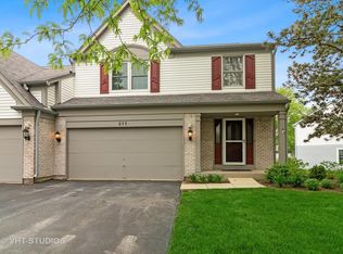 511 Orleans Ave, Naperville, IL 60565