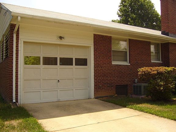 4th image of 4611 N Chambliss St