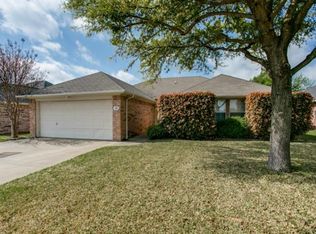 308 Meador Ln, Burleson, TX 76028